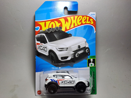 Hot Wheels Volvo Xc40 Recharge  Hw Green Speed 