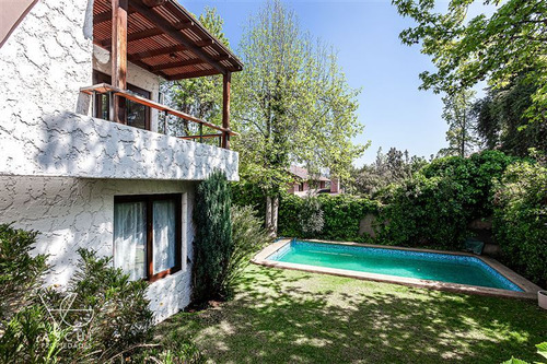 Casa En Venta En Las Condes