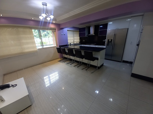 Alquiler De Apartamento En Resd. Parque Chaguaramos,