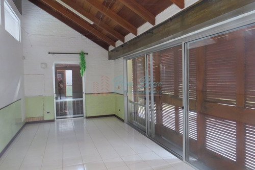 Imagen 13 de 26 de Casa Local Ideal Para Clínicas O Consultorios - Punta Del Este Aidy Grill