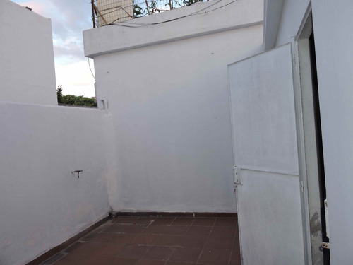 Venta 3 Casas De 1, 2 Y 3 D En Tres Cruces