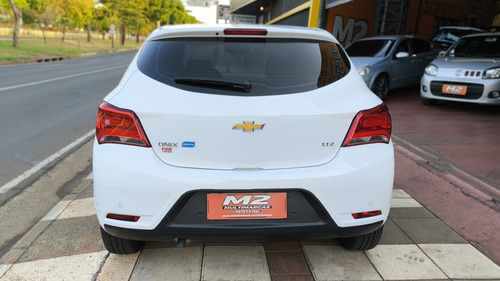Chevrolet Onix ONIX HATCH LTZ 1.4 8V FLEXPOWER 5P AUT.