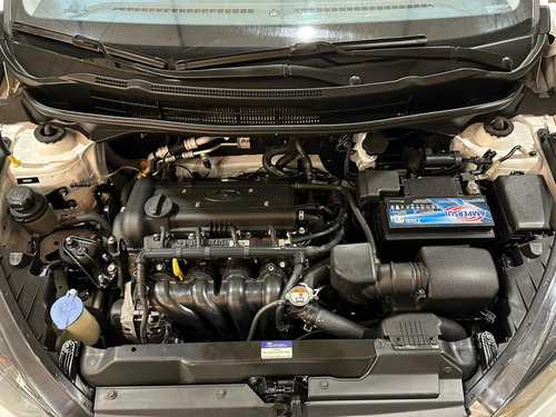 Hyundai HB20 1.6 R SPEC 16V FLEX 4P MANUAL