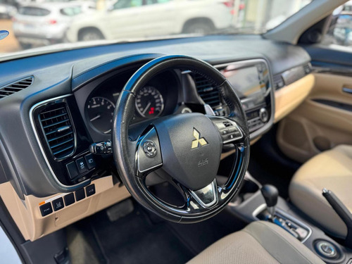 Mitsubishi Outlander 3.0 Gt 4x4 V6 24v Gasolina 4p Automatico