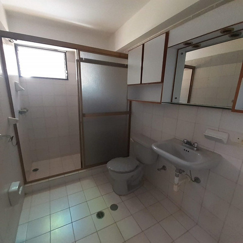 Imagen 11 de 12 de Venta Apartamento Edificio Isla Blanca