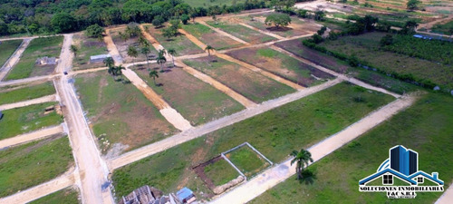 Imagen 2 de 14 de Vendo Solar Comercial De 150 A 385 Mt2 En Plena Avenida Ubicado En Residencial Privado Con Agua Luz Y Calles En Santo Domingo Norte Próximo A La Estación Del Metro Mamá Tingo, La Sirena Y El Parque P