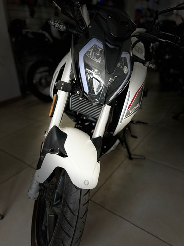 Imagen 15 de 15 de Benelli 180s