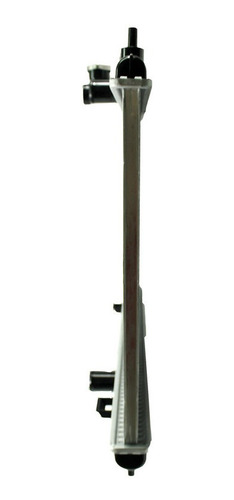 Imagen 3 de 10 de Radiador Nissan Tiida, Versa 2007 2008 2009 2010 2011 Estand