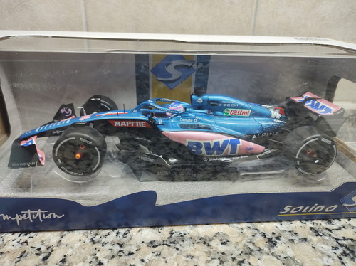 Renault Alpine A522 2022 F1 1:18 Fernando Alonso Solido Celeste (Usado)
