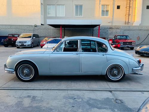 Imagen 9 de 15 de Jaguar Mk2 3.8l ( 220 Hp Aut) Año:1962