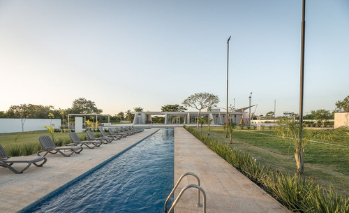Terreno En Venta En Exclusivo Residencial Al Norte De Mérida
