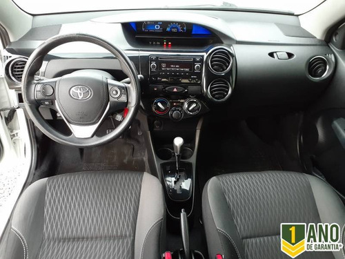 Imagem 8 de 13 de Toyota Etios Xs Sedan 1.5 16v Automático Completo