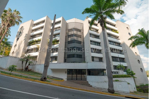 Exclusivo E Imponente Penthouse 24-21627 , Ubicado En Colinas De Valle Arriba