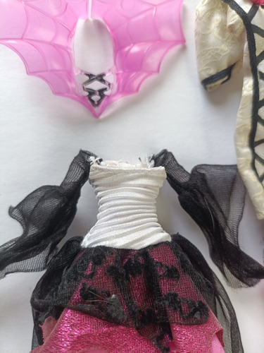Monster High Accesorios Draculaura (Usado)