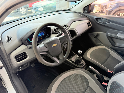 Chevrolet Onix 1.4 Effect