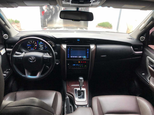 Toyota Sw4 2.8 Srx 177cv 4x4 7as At 2017