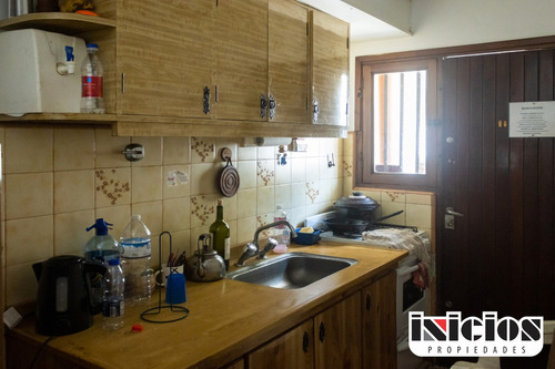 Dúplex: La Rioja N° 1544 - San Bernardo - C811