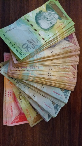 Lote 150 Billetes Bolívares De Venzuela 
