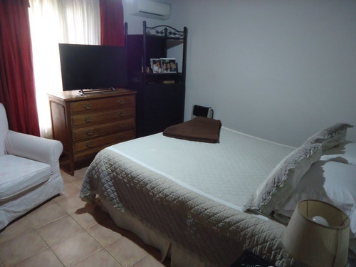 Imagen 12 de 14 de Chalet En Venta En Ituzaingo Sur