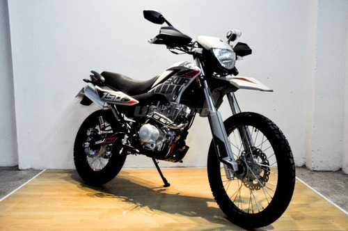 Imagen 1 de 22 de Motomel Skua 150 Silver Edition Moto Enduro