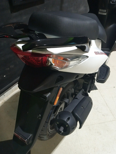 Imagen 5 de 15 de Scooter Kymco Agility Rs 125 Naked