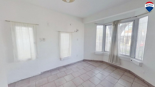 Venta Casa 4 Ambientes Con Parque Ezpeleta