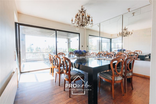 Casa En Venta, 2 Suite En Golf Lomas De La Dehesa, Barnechea