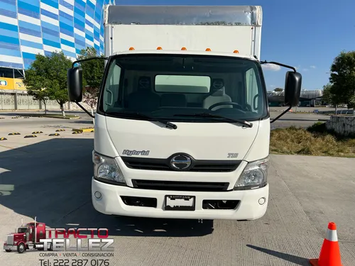 comprar Hino 716 Híbrido Versión Larga 2016 Caja Seca Conservadora