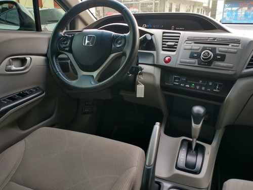 Imagem 9 de 10 de Honda Civic Lxs 1.8 Aut