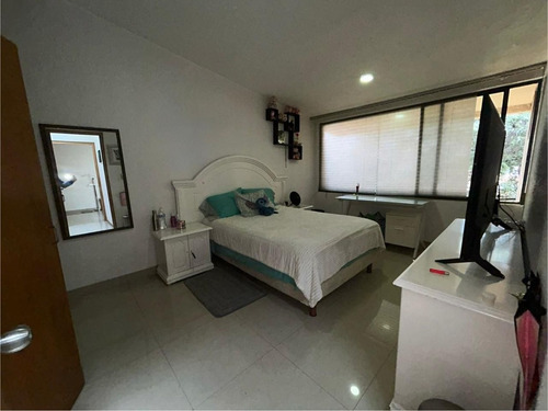 Casa En Venta En Lomas De Valle Escondido