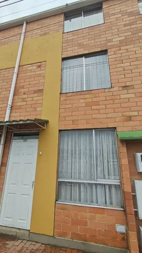 Vendo Casa De Tres Pisos
