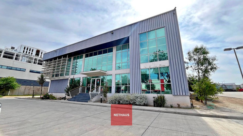 Nethaus Vende Gran Edificio Multiuso En Enea Pudahuel