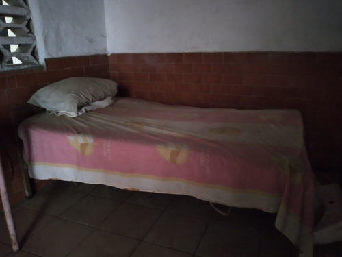 Imagen 8 de 13 de Venta Casa Av. Andrés Eloy Higuerote