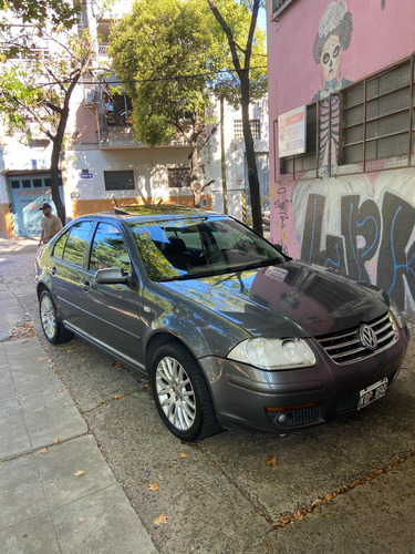Volkswagen Bora 1.8 Highline T 180cv Cuero