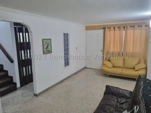 Casa En Venta - Yr 24-579
