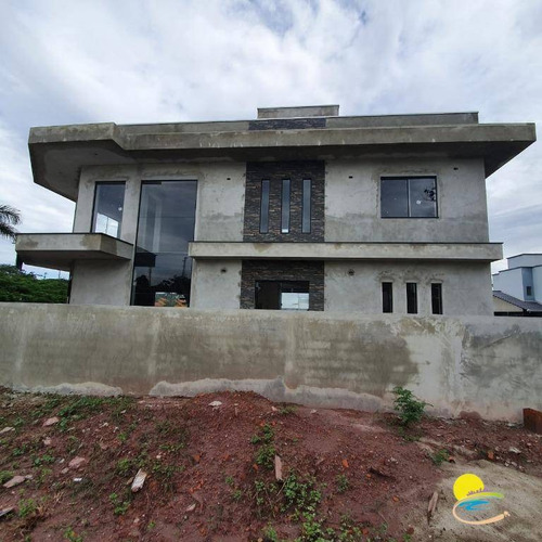 Sobrado Com 3 Dormitórios À Venda, 141 M² Por R$ 470.000,00 - Princesa Do Mar - Itapoá/sc - So0100