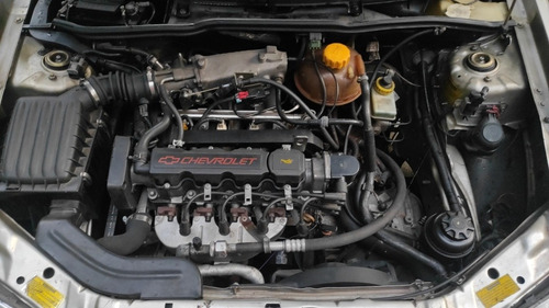 Imagen 5 de 7 de Chevrolet Corsa Sedan