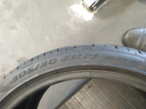 Pirelli P Zero 305/30/21 Conserto Lateral 104y (Usado)