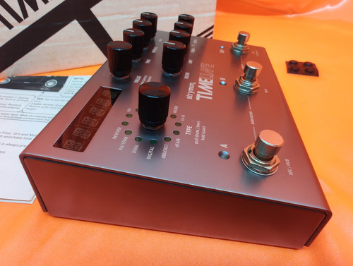 Strymon Timeline Delay ... Eventide H9 Max Boss Dd500 Mobius Cinza