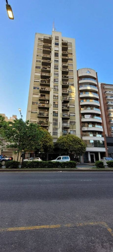 Departamento En Venta  Zona Plaza Paso - 2 Dormis Con  Balcon