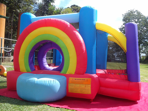 Castillo Inflable Arcoiris