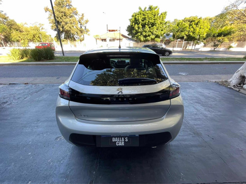 Peugeot 208 2021 1.6 Feline Tiptronic