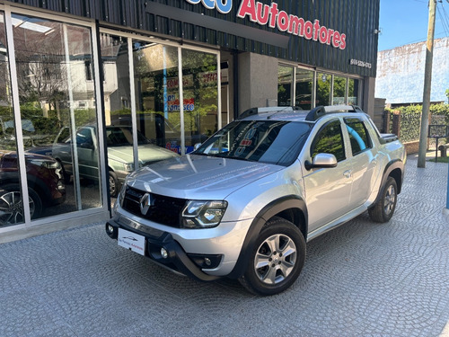 Renault Duster Oroch 2.0 Outsider Plus