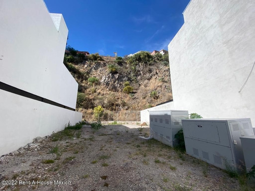 Imagen 2 de 8 de Loma Dorada Terreno En Privada Y Con 340 Mts2 Qh23370