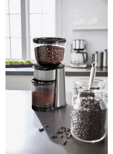 Molinillo de café Oster® con 18 ajustes - Productos y accesorios