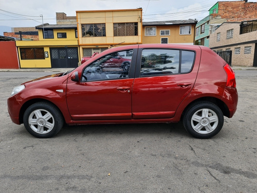 Renault Sandero 2012 1.6 Dynamique 110 Hp
