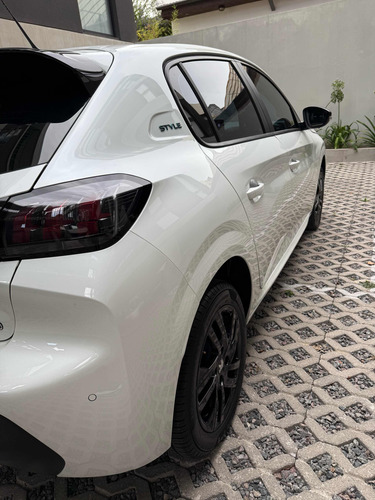 Peugeot 208 1.6 Style Tiptronic