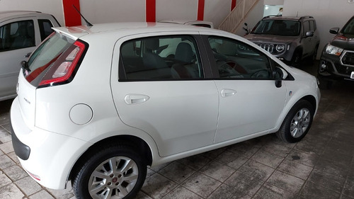 Imagem 3 de 11 de Fiat Punto