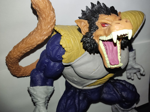Figura De Acción Vegeta Osaru Figura De 32 Cm (Usado)