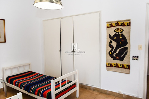Casa En Punta Del Este , Cantegril- Ref: 3891